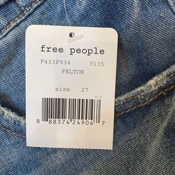 Free People Irreplaceable Cut Off Short in Felton - Picture 6 of 6